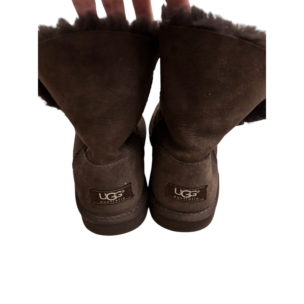 UGG Australia Bailey Button Brown Suede Boots Women 5.5 Kids Youth 4